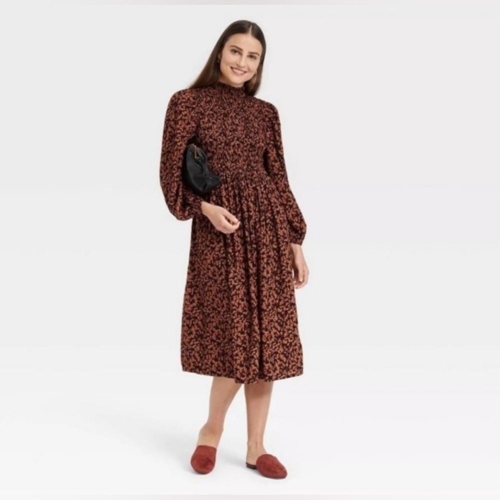 A New Day 🟣 Size M Smocked Long Sleeve Dress